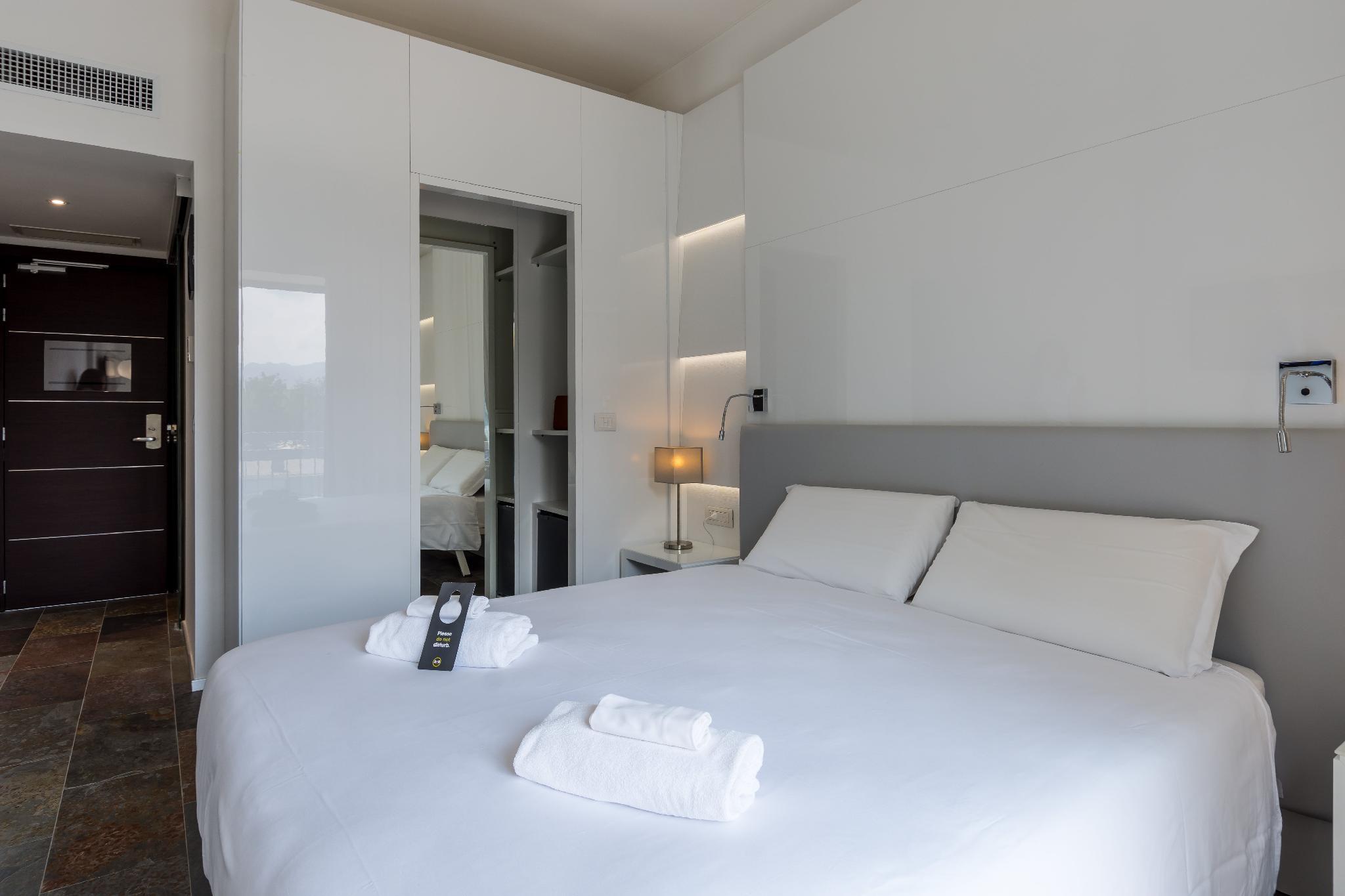 B&B Hotel Savona Exterior foto