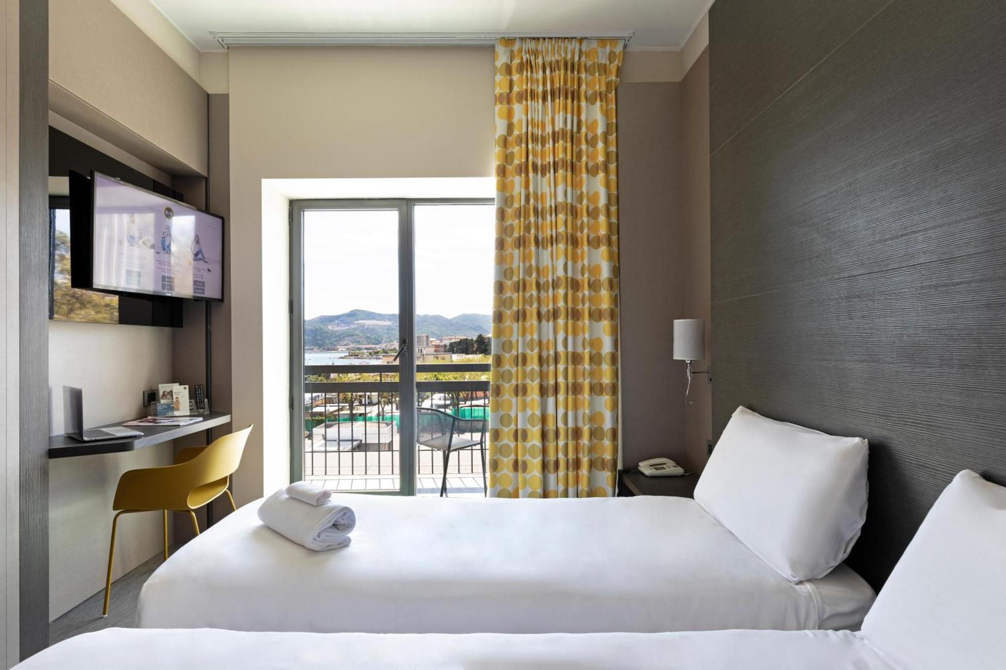 B&B Hotel Savona Exterior foto